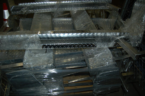 RUNNING BOARD, DODGE CHASSIS REGULAR CAB W/BOARD 2010->>>>>>