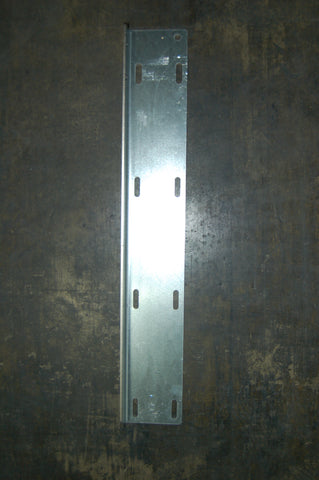 Carrier mud flap mounting Angle 11ga x 5.03 x 24.75 RH galvanized   PN: 4017001567
