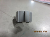 Clip, Push Mount Wire - Heyco                              PN: 7280000007